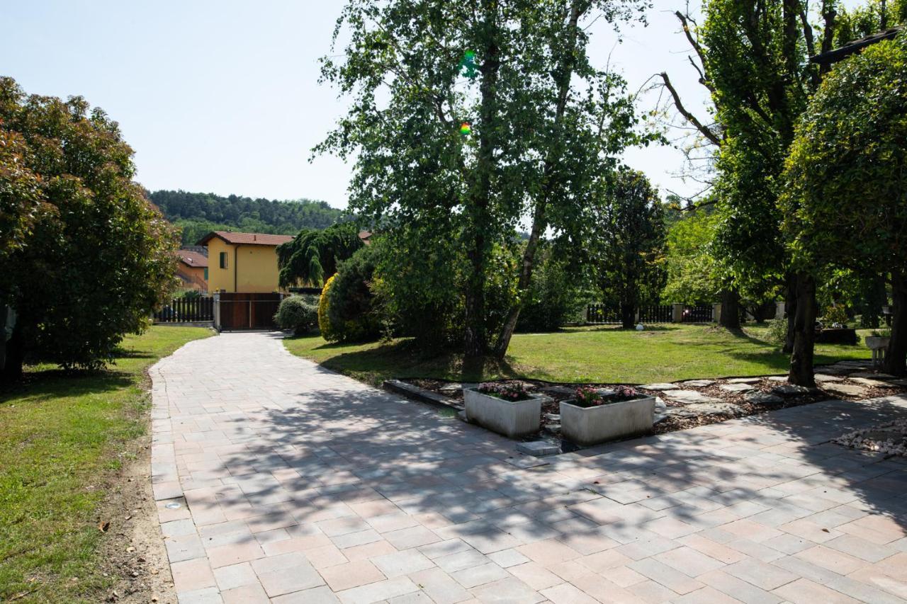 Villa De Alberti Vergiate Exterior foto